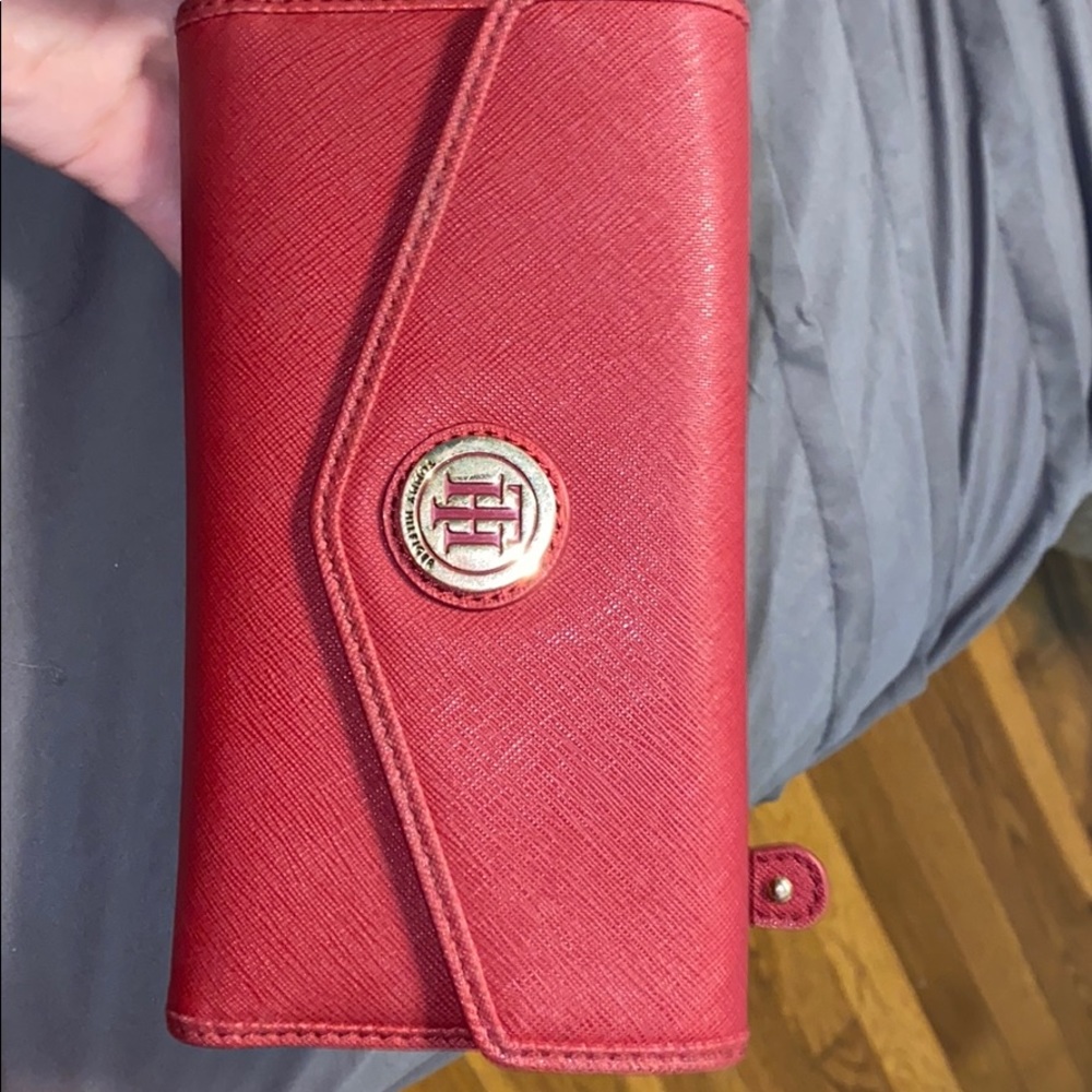 A Tommy Hilfiger wallet